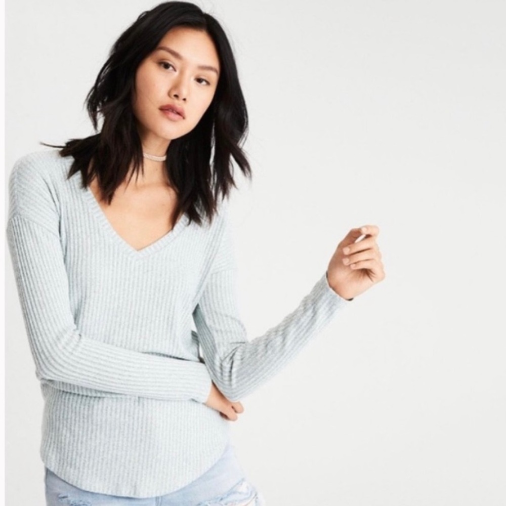 AEO soft and sexy ribbed v neck sweater